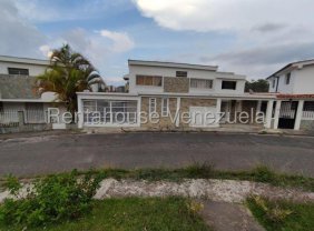 Casa en Venta en Los Castores San Antonio de Los Altos, Miranda