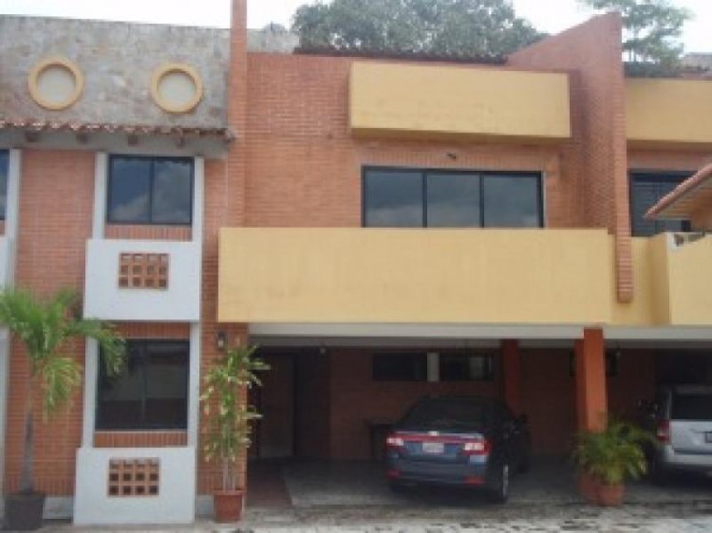 Foto Casa en Venta en Valencia, Carabobo - BsF 1.700.000 - CAV30540 - BienesOnLine