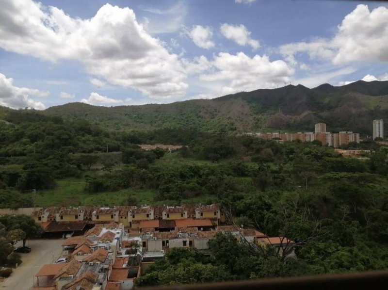 Foto Apartamento en Venta en Venta Penthouse en Villa Toscana Tazajal., Valencia, Carabobo - U$D 25.000 - APV214463 - BienesOnLine