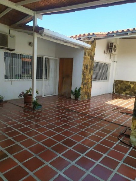 Foto Casa en Venta en San Joaquín, Carabobo - U$D 15.000 - CAV134919 - BienesOnLine