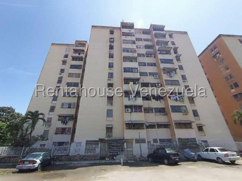 Foto Apartamento en Venta en Santiago Mariño, Turmero, Aragua - BsF 14.000 - APV239247 - BienesOnLine