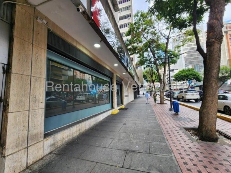 local alquiler Chacao tlf 04242129768 rolando rodriguez