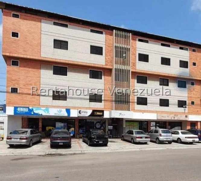 Foto Local en Alquiler en Maracaibo, Zulia - U$D 240 - LOA239478 - BienesOnLine