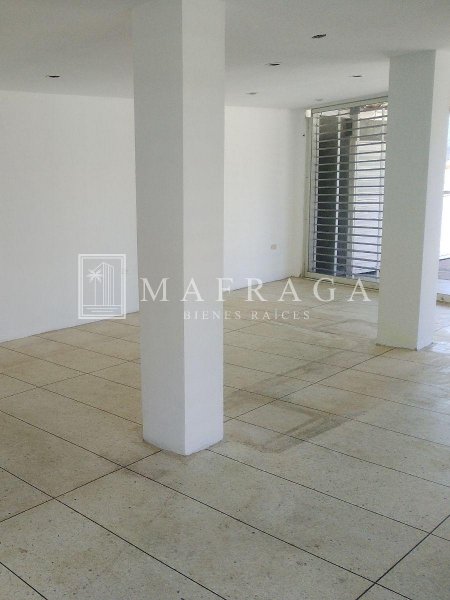 Foto Local en Alquiler en Cumaná, Sucre - U$D 300 - LOA183310 - BienesOnLine