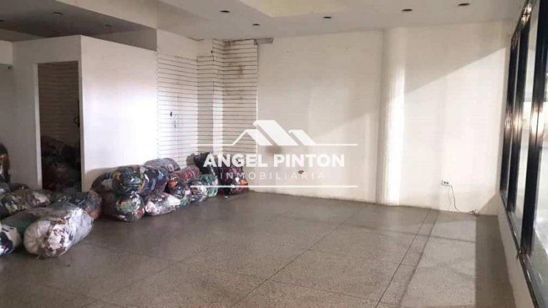 Foto Local en Alquiler en Maracaibo, Zulia - U$D 150 - LOA243678 - BienesOnLine