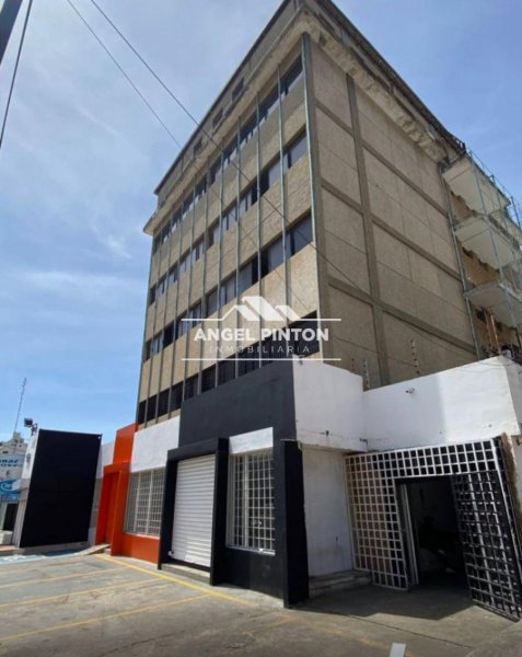 Foto Local en Alquiler en ESTE, Maracaibo, Zulia - U$D 1.700 - LOA242376 - BienesOnLine