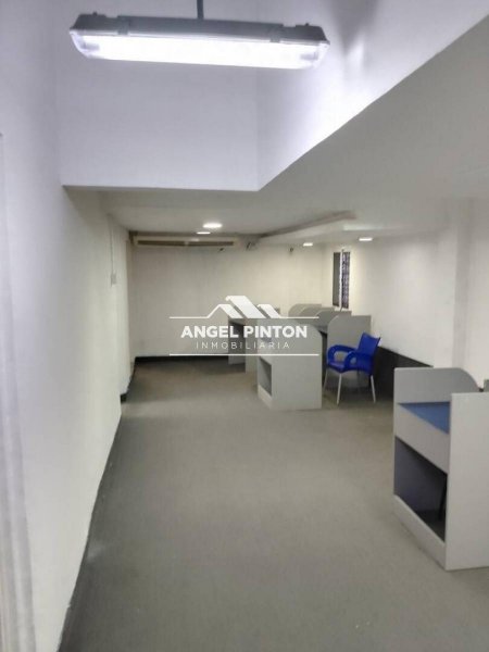 Foto Local en Alquiler en Maracaibo, Zulia - U$D 700 - LOA246056 - BienesOnLine