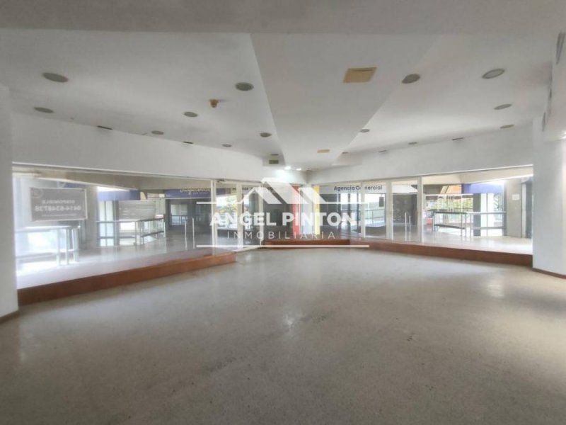 Foto Local en Alquiler en Maracaibo, Zulia - U$D 250 - LOA221307 - BienesOnLine