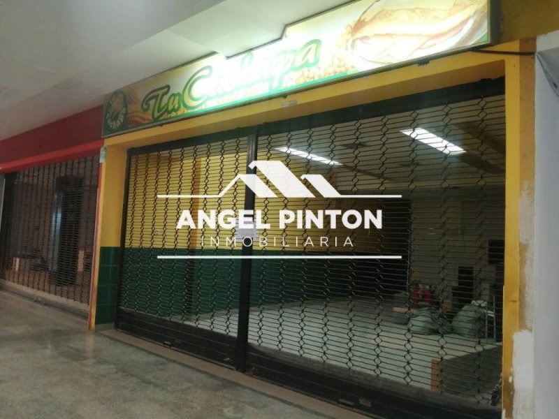 LOCAL COMERCIAL ALQUILER CC GALERIAS MALL MARACAIBO API 67882