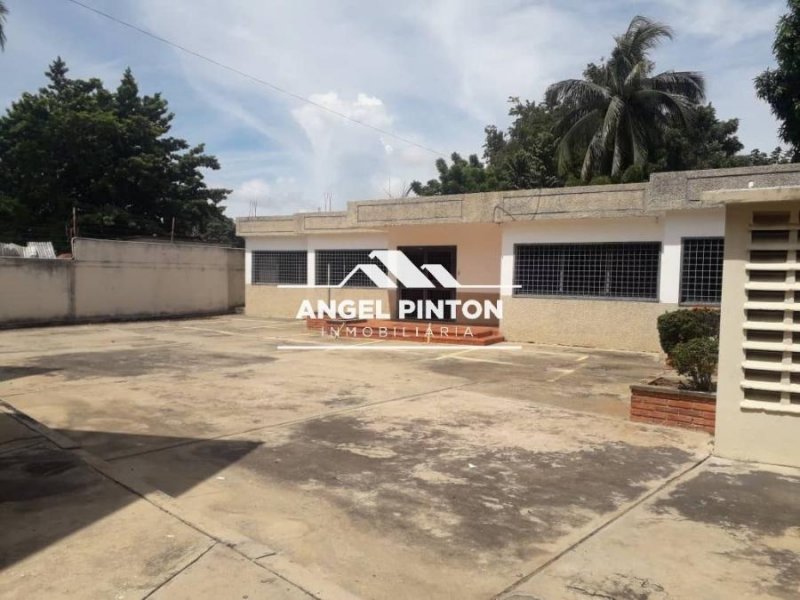 Foto Local en Alquiler en Cabimas, Zulia - U$D 120 - LOA244735 - BienesOnLine