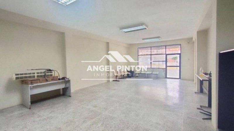 Foto Local en Alquiler en Norte, Maracaibo, Zulia - U$D 500 - LOA253250 - BienesOnLine
