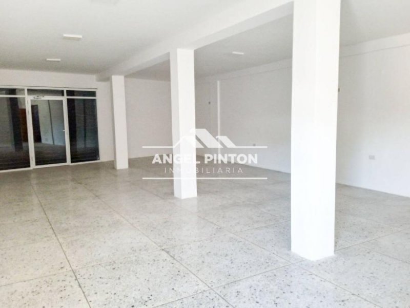 Foto Local en Alquiler en San Francisco, Zulia - U$D 180 - LOA205548 - BienesOnLine