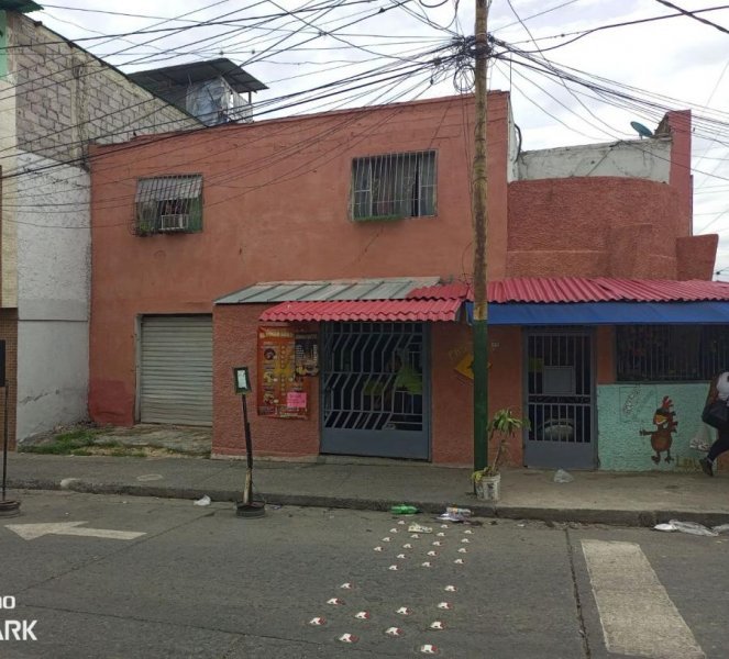 Local en Venta en El Cementerio Santa Rosalía, Distrito Federal