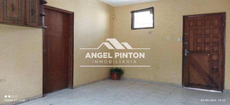 Foto Local en Alquiler en Maracaibo, Zulia - U$D 120 - LOA242695 - BienesOnLine