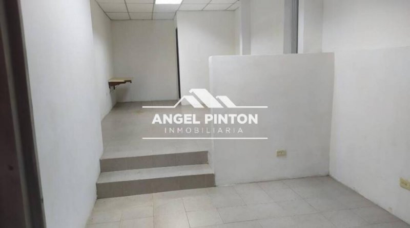 Foto Local en Alquiler en Maracaibo, Zulia - U$D 150 - LOA243683 - BienesOnLine