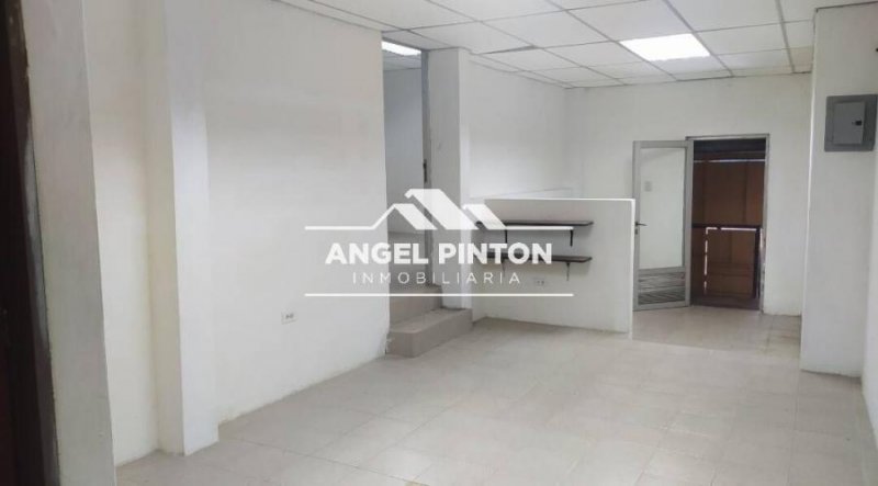 Foto Local en Alquiler en NORTE, Maracaibo, Zulia - U$D 150 - LOA243631 - BienesOnLine