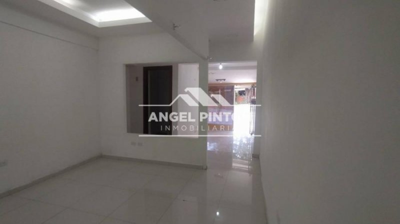 Foto Local en Alquiler en Maracaibo, Zulia - U$D 180 - LOA198654 - BienesOnLine