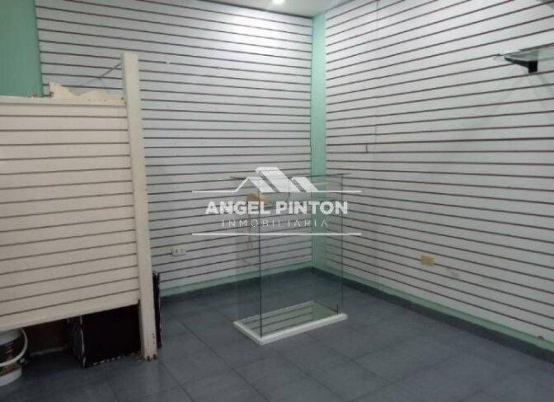 Foto Local en Alquiler en Maracaibo, Zulia - U$D 100 - LOA199496 - BienesOnLine