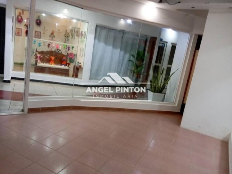 Foto Local en Alquiler en Avenida las delicias, Maracaibo, Zulia - U$D 150 - LOA236533 - BienesOnLine