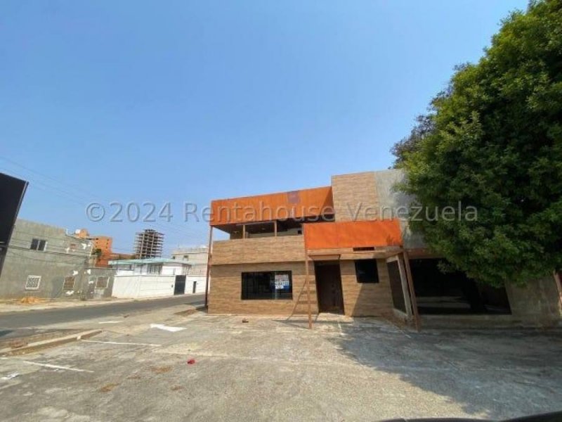 Foto Local en Alquiler en Maracaibo, Zulia - U$D 1.500 - LOA229705 - BienesOnLine