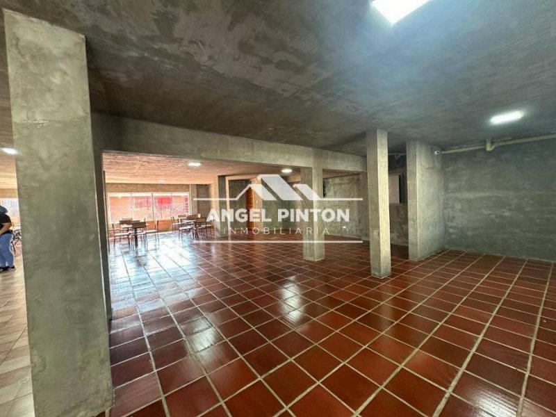 Foto Local en Alquiler en Norte, Maracaibo, Zulia - U$D 1.000 - LOA253254 - BienesOnLine