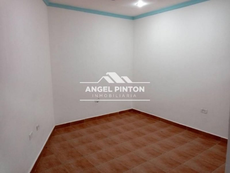 Foto Local en Alquiler en Maracaibo, Zulia - U$D 140 - LOA235952 - BienesOnLine