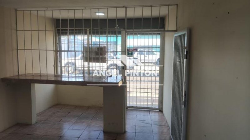 LOCAL COMERCIAL EN ALQUILER EN LA PAZ MARACAIBO API 70627