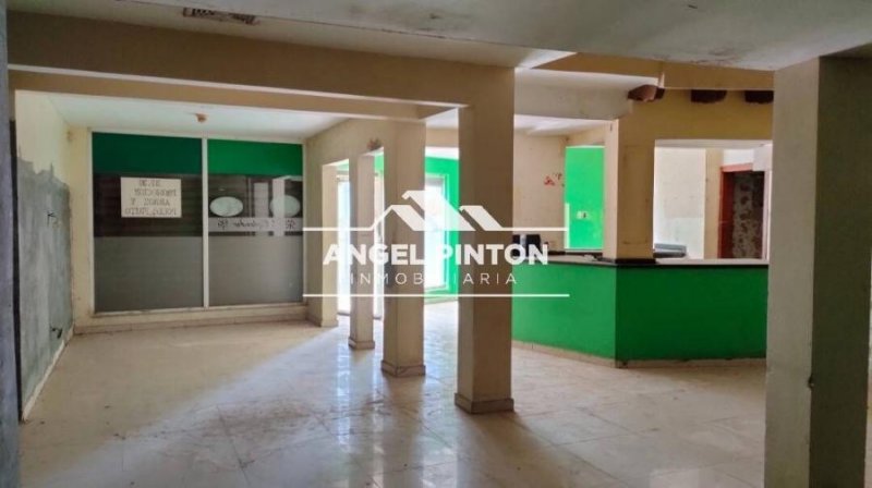 Foto Local en Alquiler en Maracaibo, Zulia - U$D 280 - LOA241217 - BienesOnLine