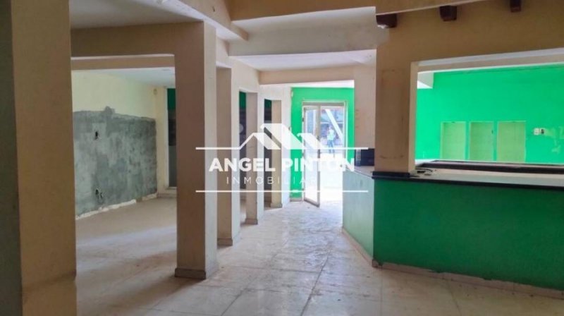 Foto Local en Alquiler en Maracaibo, Zulia - U$D 280 - LOA242588 - BienesOnLine