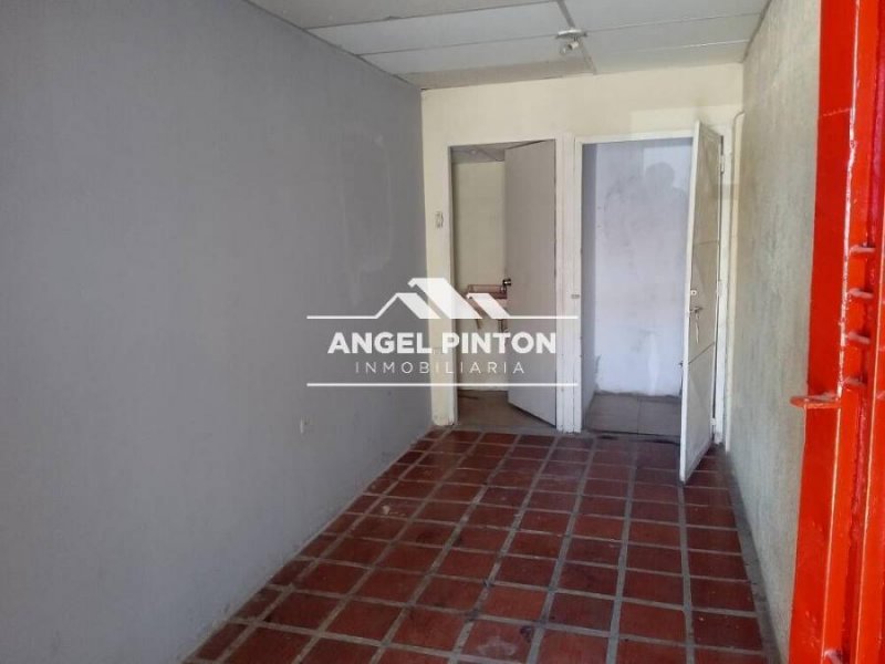 Foto Local en Alquiler en Maracaibo, Zulia - U$D 150 - LOA242937 - BienesOnLine