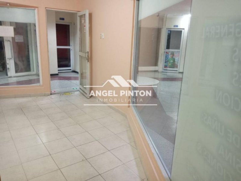 Foto Local en Venta en Avenida Las Delicias, Maracaibo, Zulia - U$D 12.000 - LOV235558 - BienesOnLine