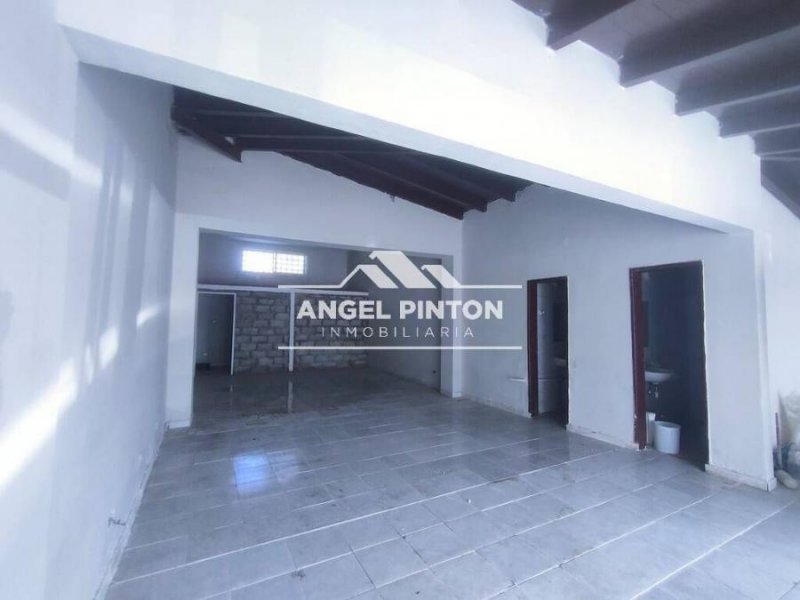 Foto Local en Alquiler en Este, Maracaibo, Zulia - U$D 350 - LOA228857 - BienesOnLine