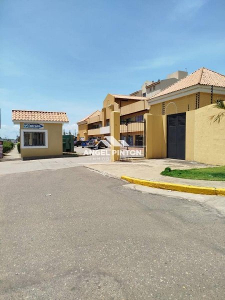 Foto Local en Venta en San Francisco, Maracaibo, Zulia - U$D 14.000 - LOV236960 - BienesOnLine