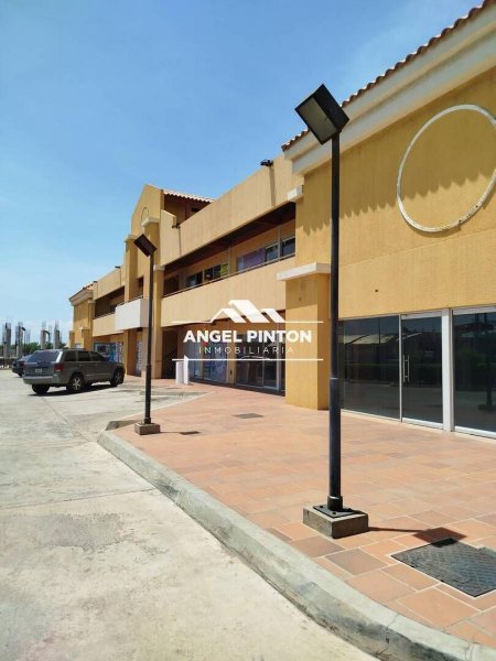 LOCAL COMERCIAL EN VENTA C.C SANTA MONICA PLAZA SAN FRANCISCO API 9013 