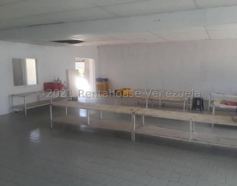 Foto Local en Venta en Punto Fijo, Falcón - U$D 200.000 - LOV165499 - BienesOnLine