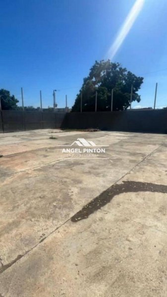 Foto Local en Venta en Maracaibo, Zulia - U$D 50.000 - LOV243540 - BienesOnLine