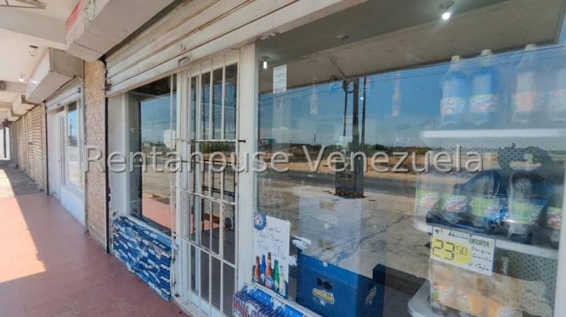 Foto Local en Venta en Punto Fijo, Falcón - U$D 80.000 - LOV243921 - BienesOnLine