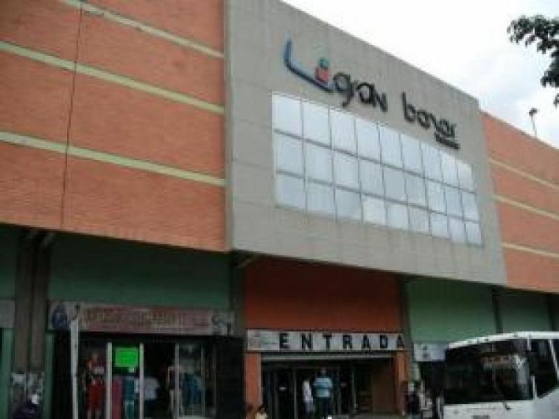 Foto Local en Venta en Centro de Valencia, Valencia, Carabobo - BsF 1.600.000 - LOV94561 - BienesOnLine