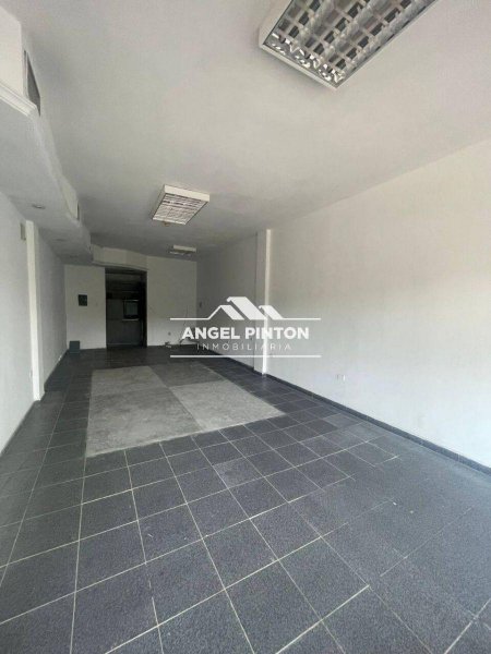 Foto Local en Alquiler en Maracaibo, Zulia - U$D 300 - LOA242700 - BienesOnLine