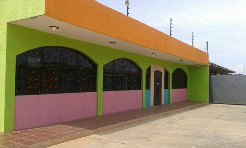 Foto Local en Venta en Ciudad Ojeda, Zulia - LOV86182 - BienesOnLine