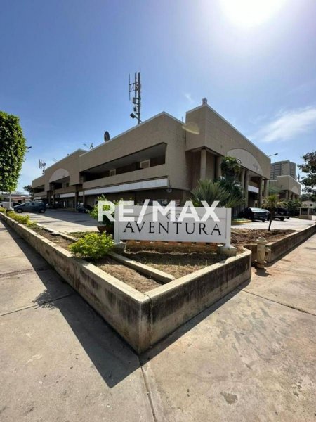 Foto Local en Alquiler en Maracaibo, Zulia - U$D 2.100 - LOA232276 - BienesOnLine