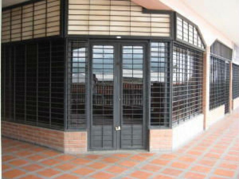 Foto Local en Alquiler en Maracay, Aragua - BsF 35.000 - LOA82673 - BienesOnLine