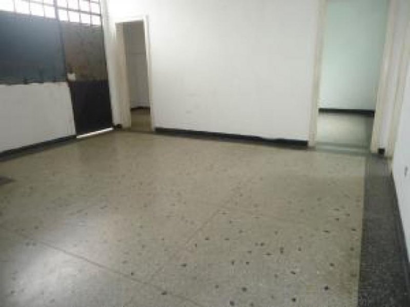 Foto Local en Alquiler en Centro de Valencia., Valencia, Carabobo - BsF 150.000 - LOA96568 - BienesOnLine