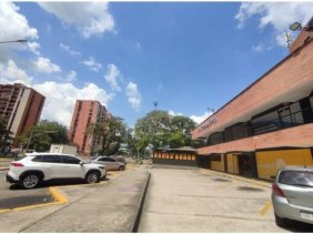 Local en Alquiler en CC. Paseo La granja, Naguanagua. 9647763. SOLO CLIENTES DIRECTOS