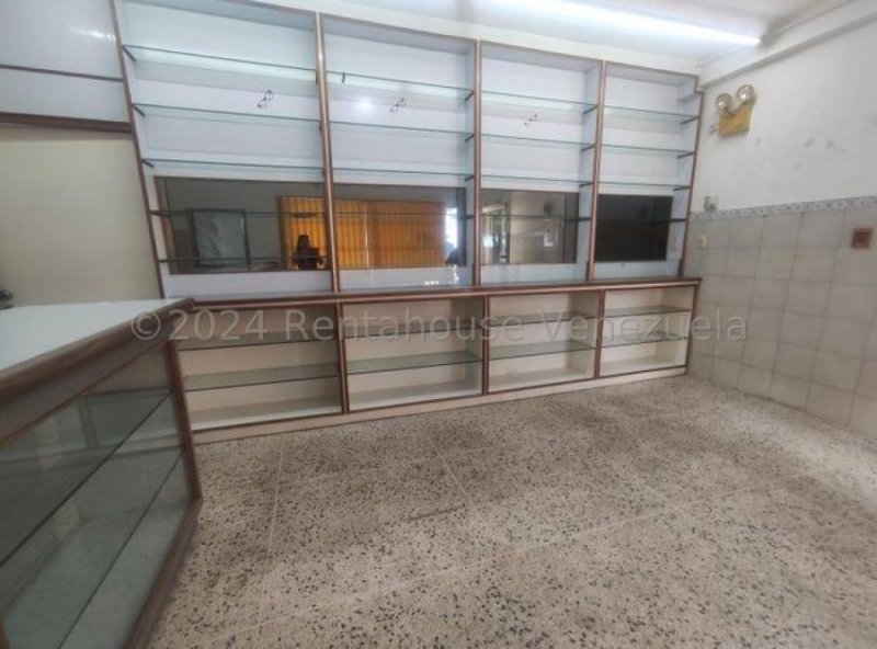 Foto Local en Alquiler en Maracaibo, Zulia - U$D 260 - LOA222521 - BienesOnLine