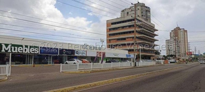 Foto Local en Alquiler en Maracaibo, Zulia - U$D 350 - LOA204082 - BienesOnLine