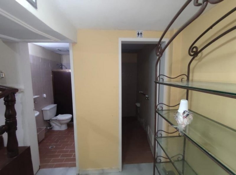 Foto Local en Venta en Valencia, Valencia, Carabobo - U$D 30.000 - LOV211012 - BienesOnLine