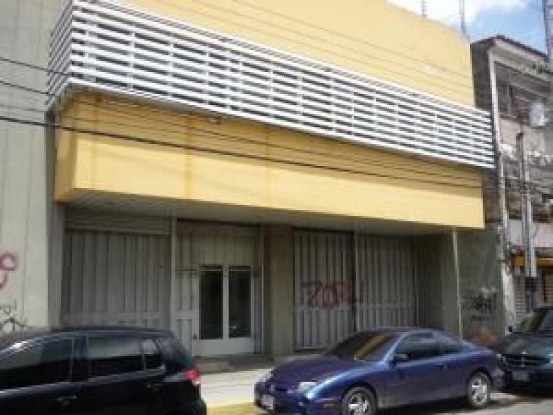 Foto Local en Venta en Valencia, Carabobo - U$D 400.000 - LOV139210 - BienesOnLine