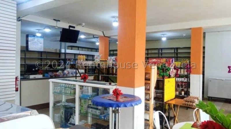 Foto Local en Venta en Maracaibo, Zulia - U$D 455.000 - LOV221019 - BienesOnLine