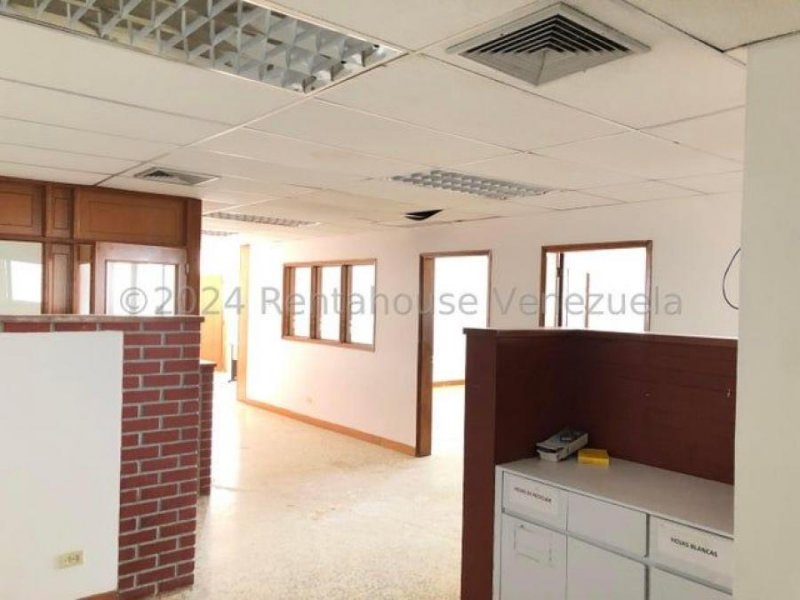 Foto Oficina en Alquiler en Maracaibo, Zulia - U$D 651 - OFA236927 - BienesOnLine